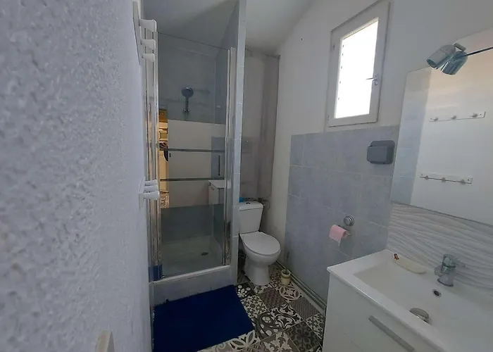 Climatisé 4 Pers Avec Terrasse Et Parking à - Fr-1-326-808
